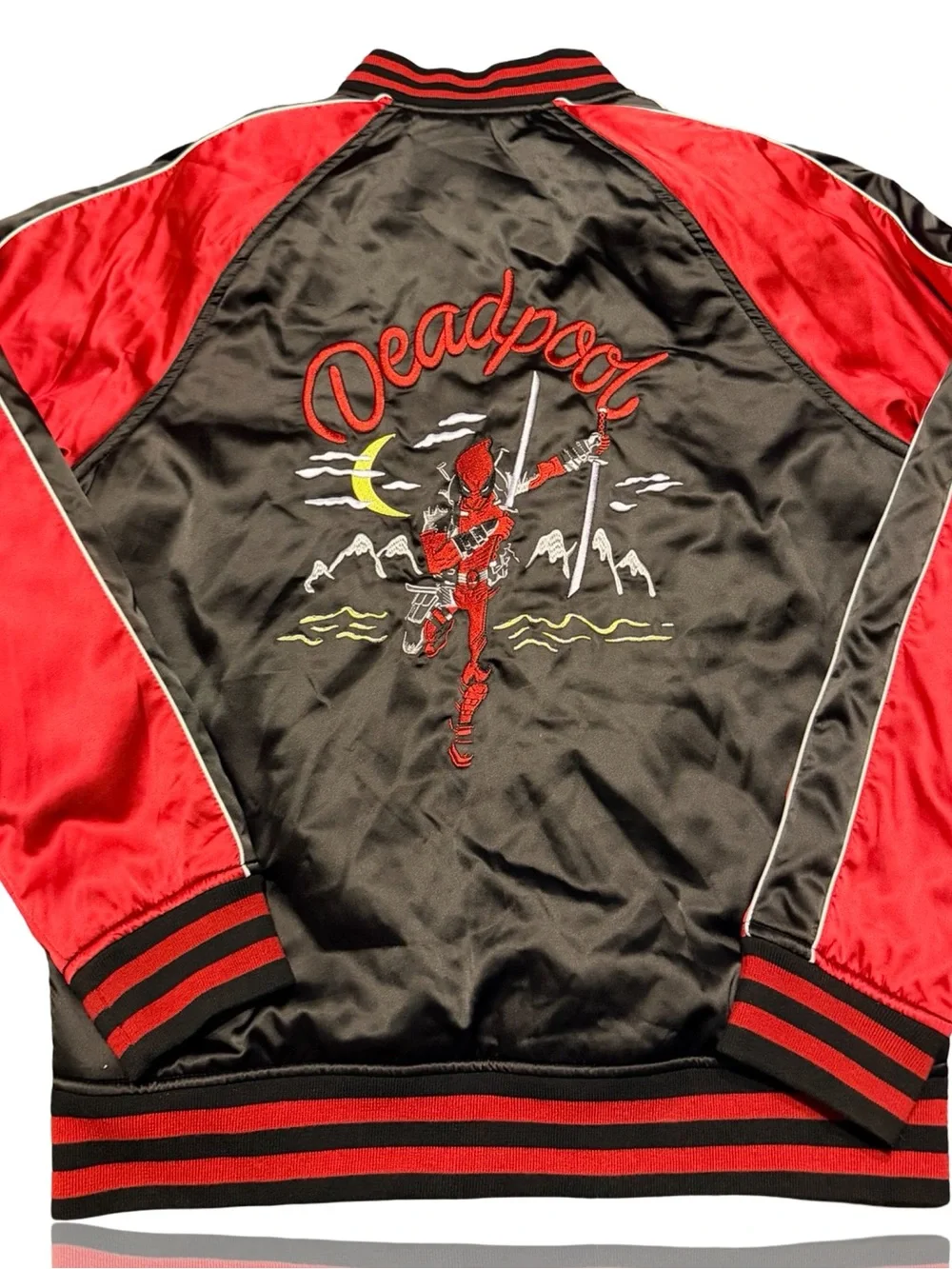 Marvel Deadpool Bomber Jacket Mens Size M Red/Black Embroidered Full Zip